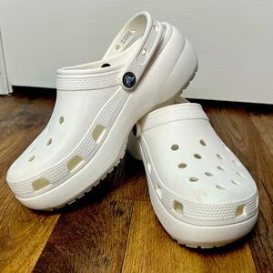 Women’s White CROCS - Size 10